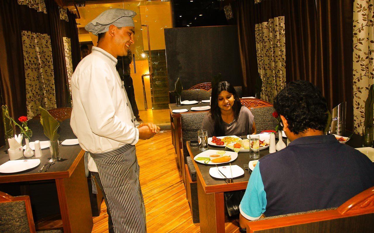 Hotel Rajashree Palace Siliguri Εξωτερικό φωτογραφία