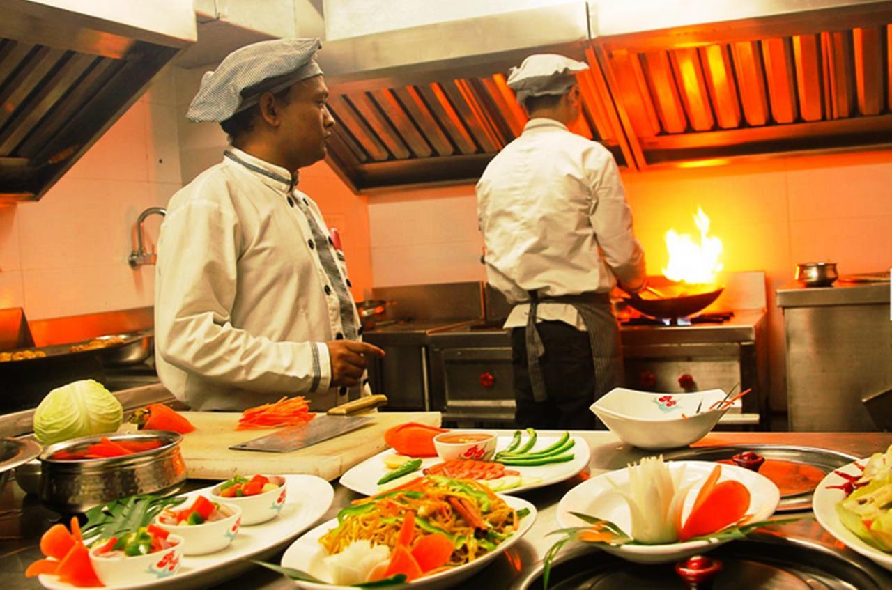 Hotel Rajashree Palace Siliguri Εξωτερικό φωτογραφία
